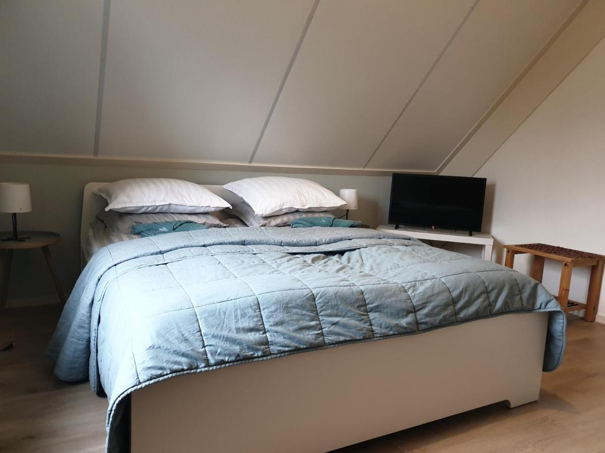 Bed and Breakfast Bij De Oude Dijk Wilp Exterior foto